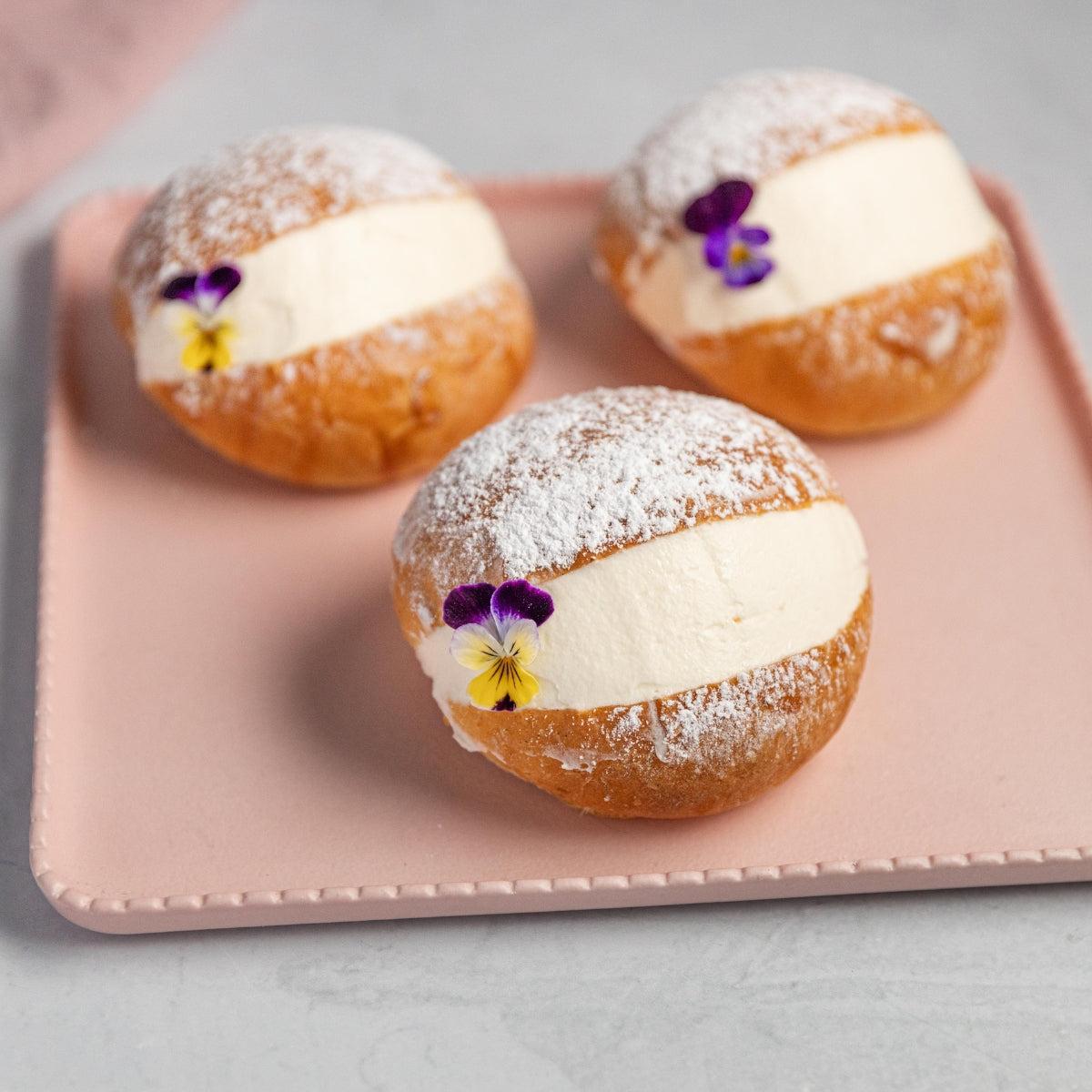 Maritozzi con la Panna